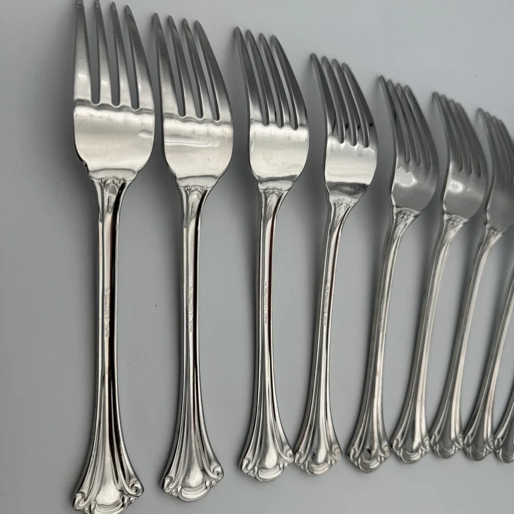 19 Piece Wallace RESPLENDENCE 18/10 Stainless‎ Flatware Fork Knife